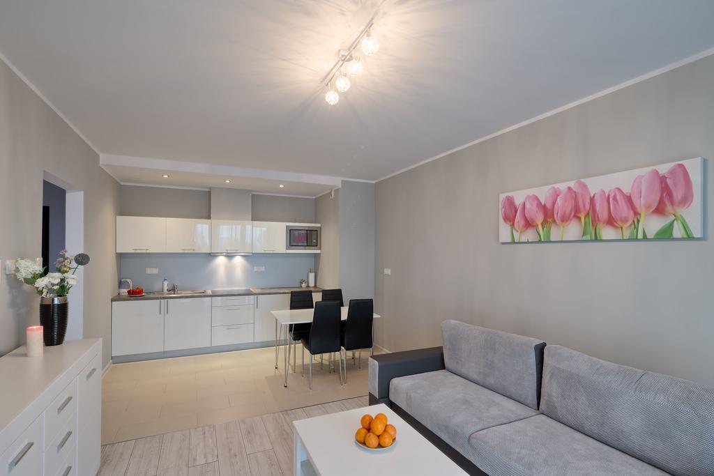 City Aparthotel Ochota Varsovia Habitación foto